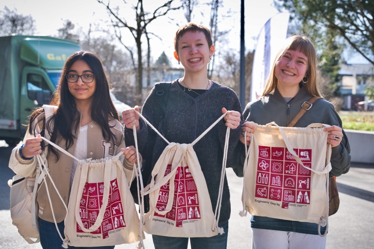 fotomarcgilgen_GIL07006