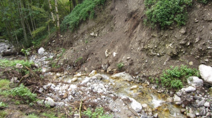 Hochwasserschutz Wüstenbach Oberwil - Bild 2